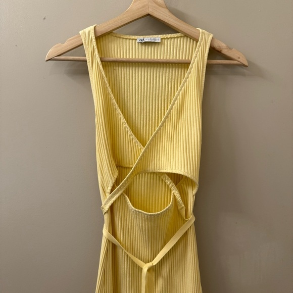 ZARA cut out ribbed midi dress pastel yellow butter yellow size medium summer - Picture 10 of 13